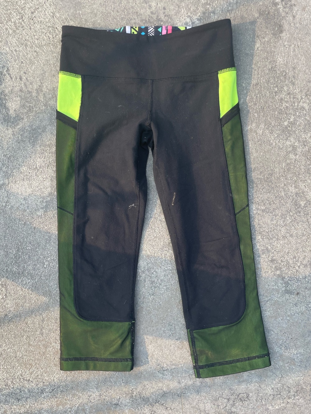 3/4 length leggings, black and neon green